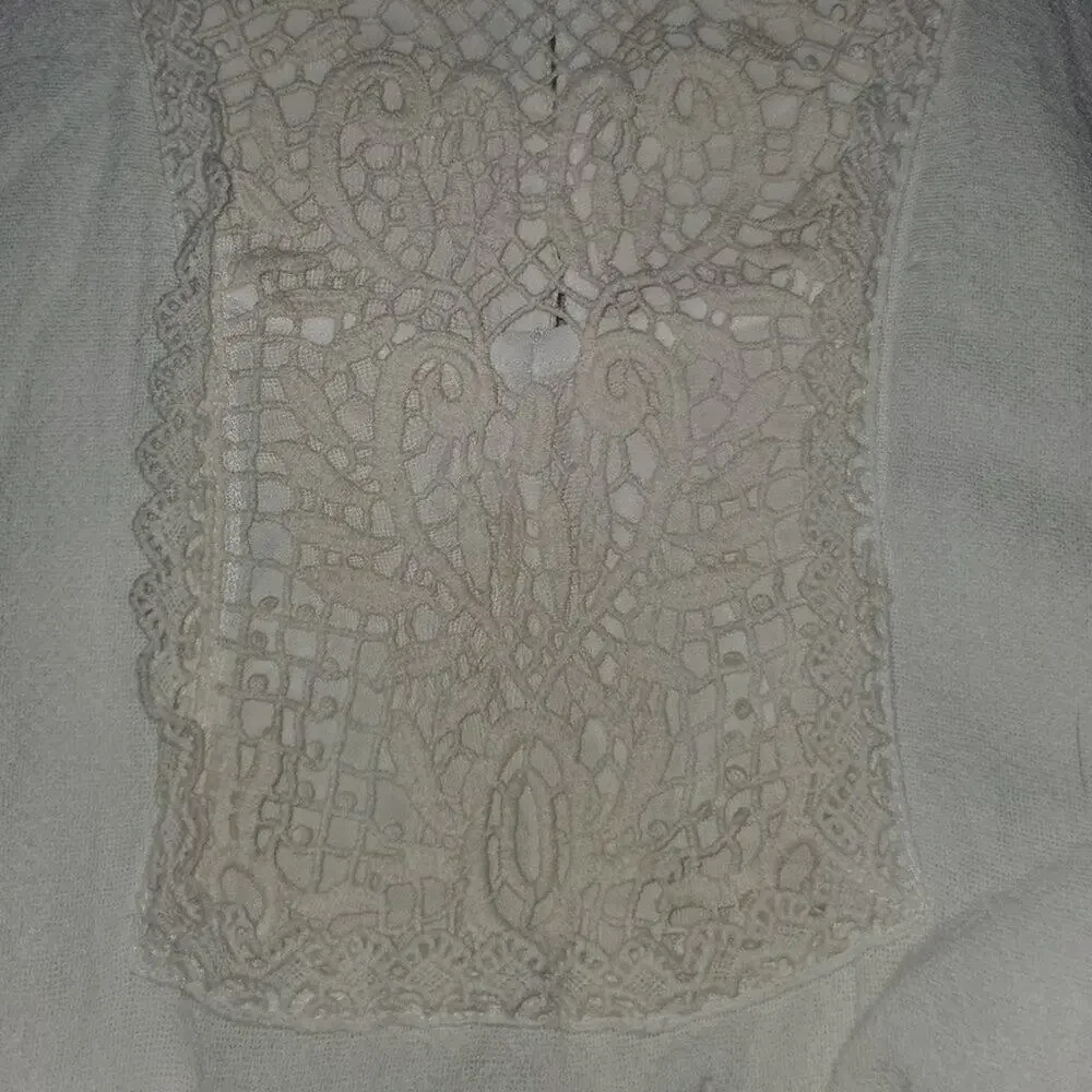 Free People White Embroidered Piece || Medium